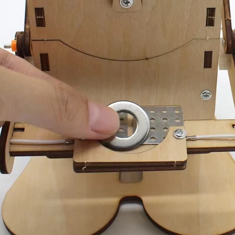 DIY Coin swallowing robot Coin - مراجعة Science Robot وسعره
