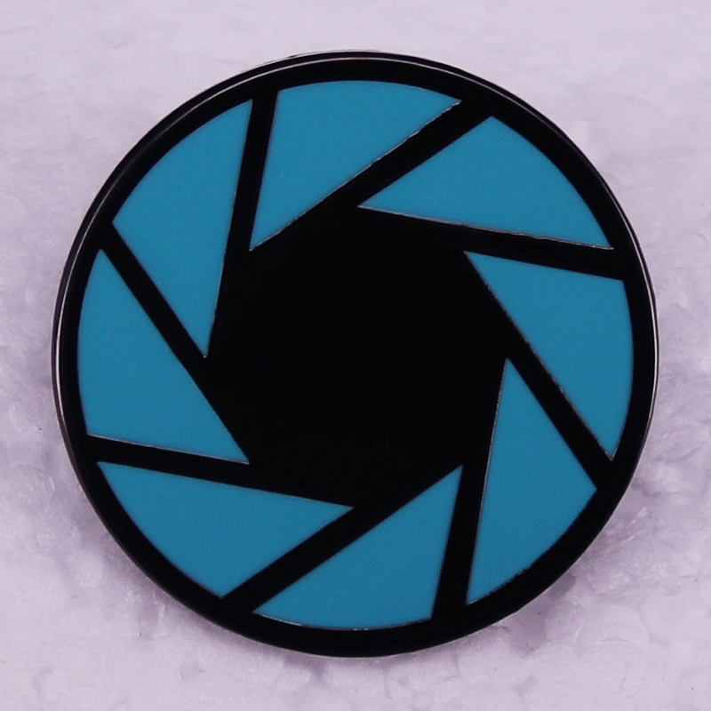 Aperture Science Portal Game L - مراجعة Science Buddies وسعره